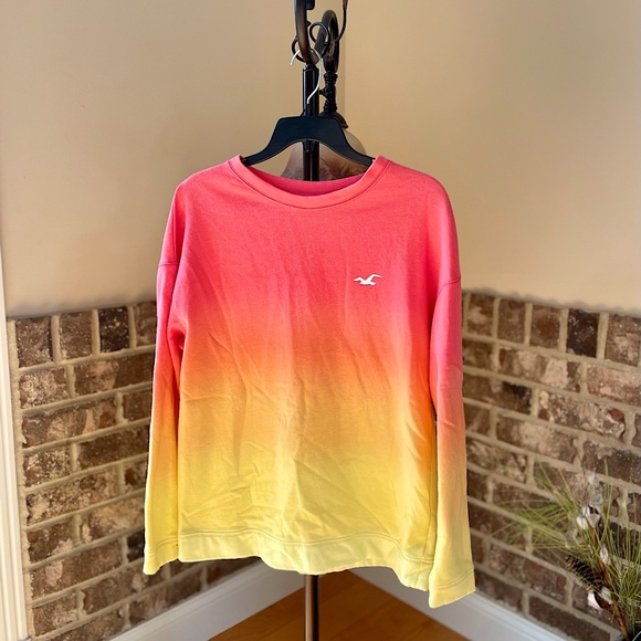 Hollister Tops - hollister ombré sweatshirt